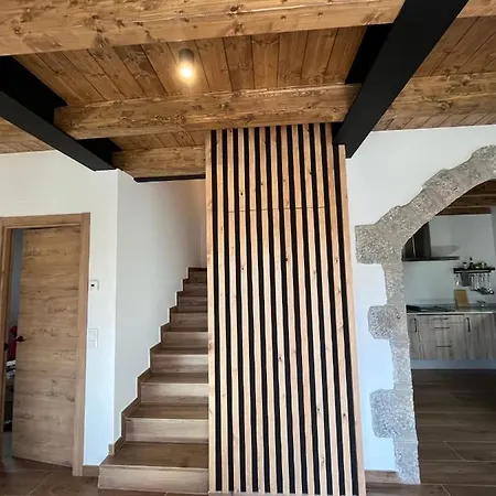 Chalet Refugio Del Nogal - *
